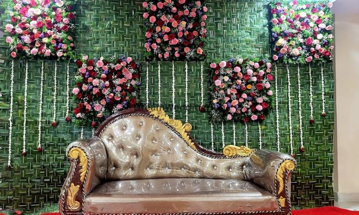 Pellipandiri Flower Decorations